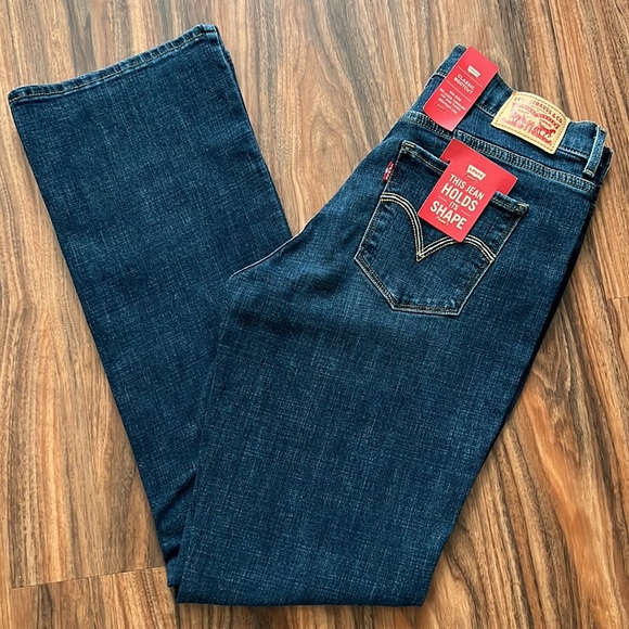Levi’s Classic Bootcut, 28x32 - Picture 4 of 16